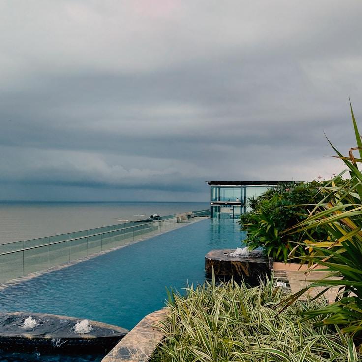 Family terraces and cafés for calm evenings in Lisbon